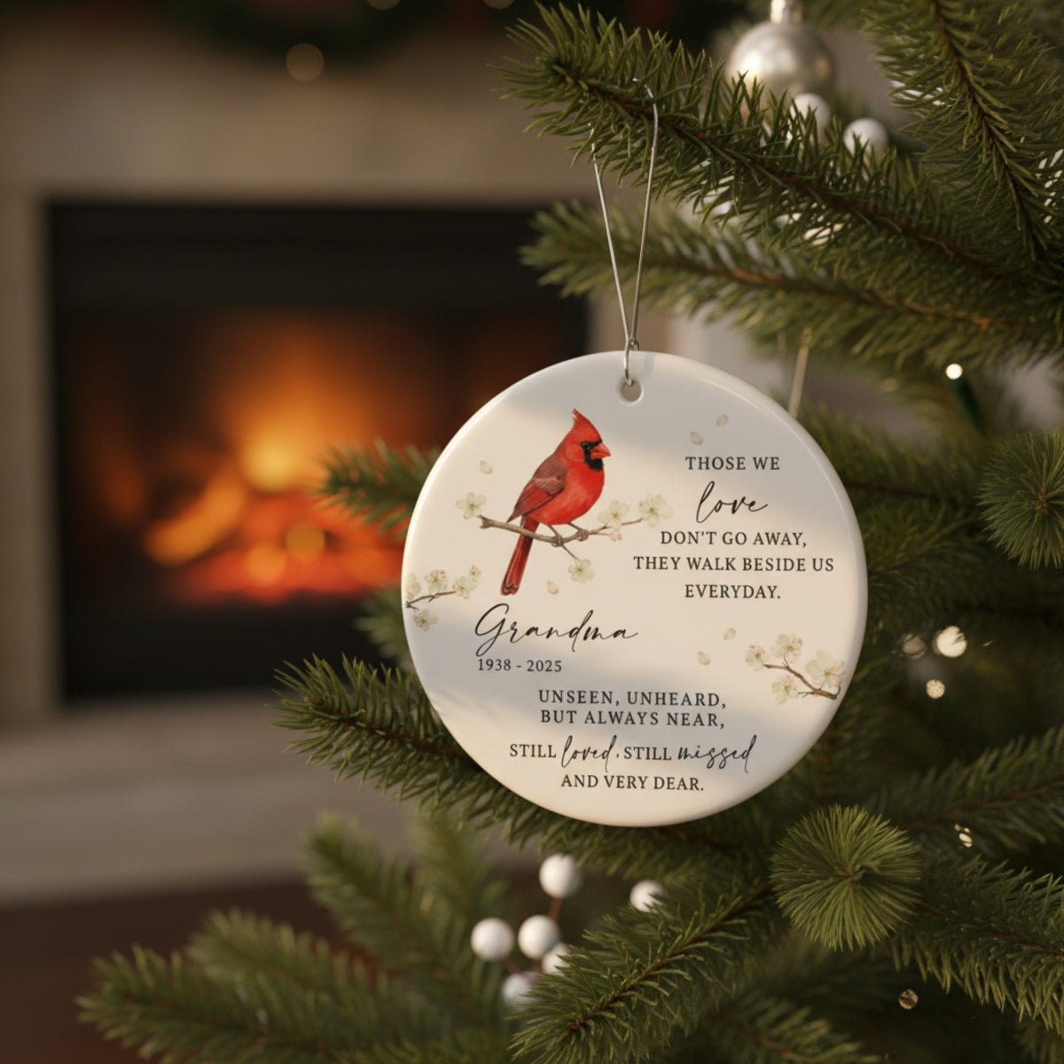 Memorial Cardinal Ornament for Grandma – Custom Memorial Gift