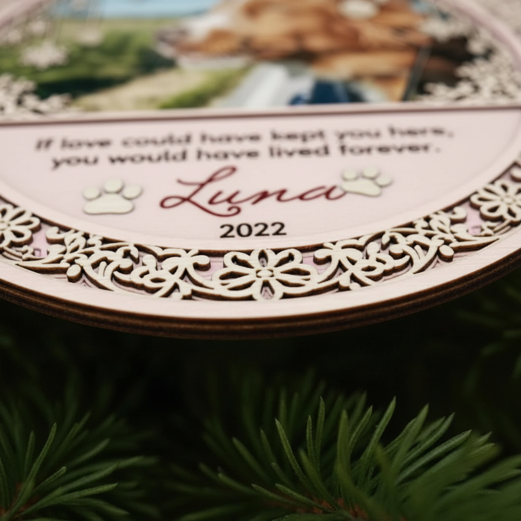 Memorial Snowflake Frame Ornament for Pet Lovers – Custom Photo Wooden Keepsake